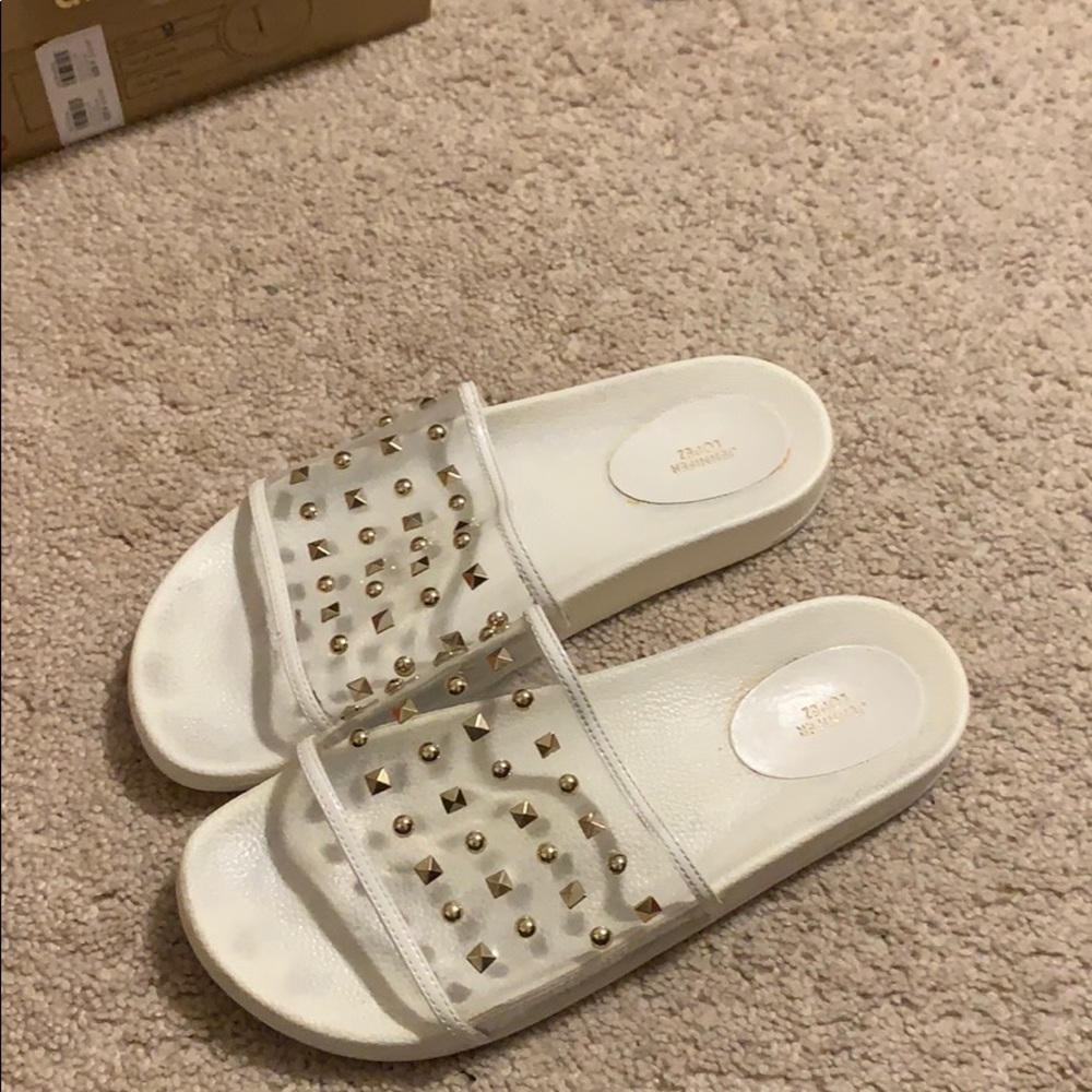 Jennifer Lopez slippers.